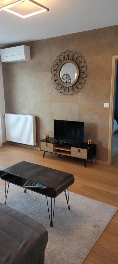 T2 Centre Ville, Soulages, Amphitheatre - Wifi Clim Balcon Parking Rodez Eksteriør billede